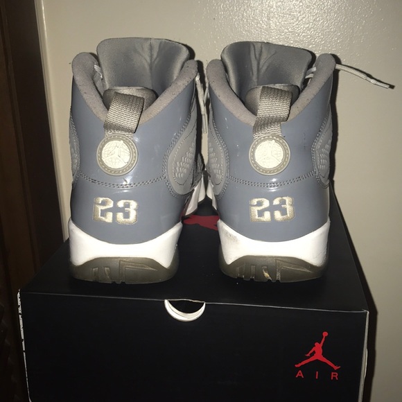 Jordan Retro Cool Grey 9’s - Picture 3 of 3